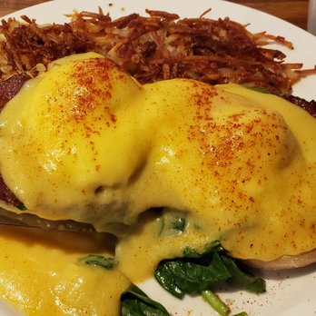 Elly's Brunch & Cafe - Florentine Benedict - Breakfast & Brunch Near Me - Phoenix, Arizona