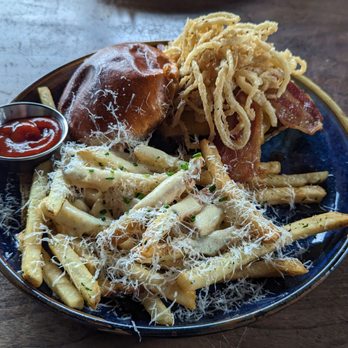 Eureka! - Cowboy burger - American Near Me - Concord, California