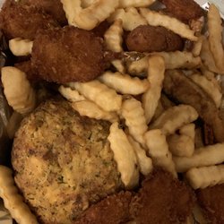 Ernestine's Table Restaurant - Seafood platter