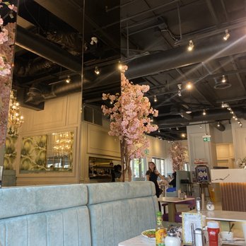 Evviva - Breakfast & Brunch Near Me - North York, Ontario Evviva - Breakfast & Brunch Near Me - North York, Ontario