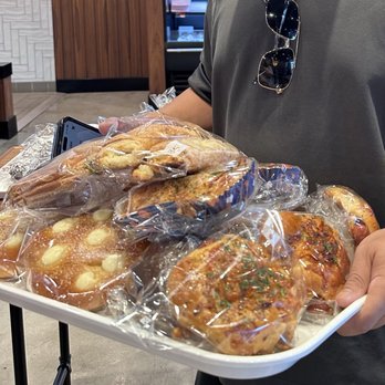 85°C Bakery Cafe-Fairfield - Bakeries Near Me - Fairfield, California