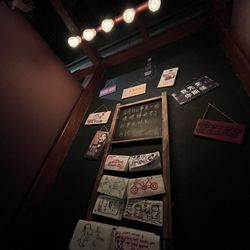 Chat Bar - Wall art