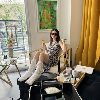 Nail Trip - Luxury pedicure at home - Nail Technicians Near Me Nail Trip - Luxury pedicure at home - Nail Technicians Near Me