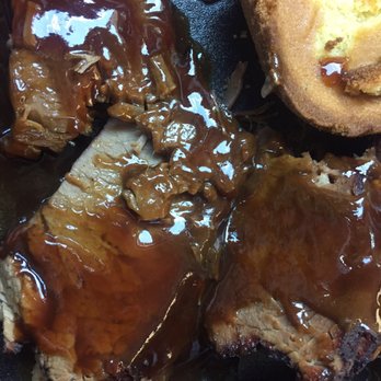 Mission BBQ - Yummy, tender, delicious "lean" brisket and sweet cornbread. - Barbeque Near Me - Davie, Florida
