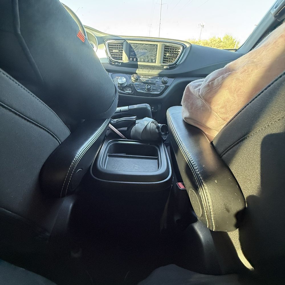 GMTCare - Gray belt sitting in the middle consult next to driver should've been on me - Medical Transportation Near Me