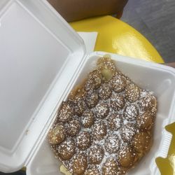 Sip N Sip - Waffle w/ powdered sugar