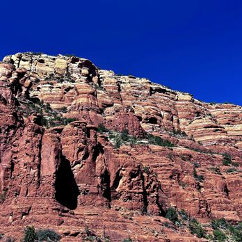 Cathedral Rock - The rock striations are striking against the clear blue sky! - Hiking Near Me - Sedona, Arizona Cathedral Rock - The rock striations are striking against the clear blue sky! - Hiking Near Me - Sedona, Arizona