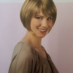 Cute and simple bob cut (E)