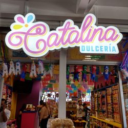 Catalina Dulceria - Front of business