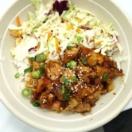 Today, the last day of the conference, is another story. This is the teriyaki Chicken bowl exactly as served (minus inserted fork).