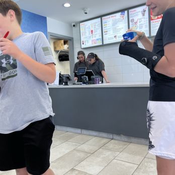 Dairy Queen Ltd Brazier - Fast Food Near Me - Cortland, Ohio