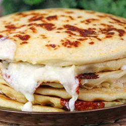Maravilla's Salvadoran street food