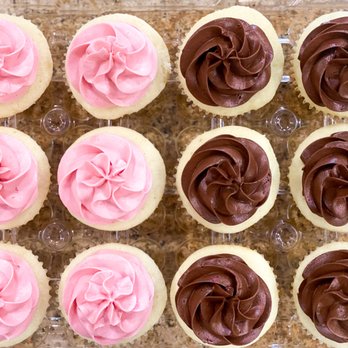 Cake n' Bake - Custom Cakes Near Me