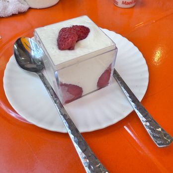 Kjun - Strawberry yummy - Korean Near Me - New York, New York