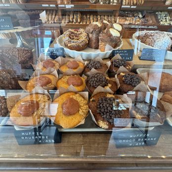Automne Boulangerie - Several of Automne Boulangerie's Muffins, Cruffins, Danishes, Etc. - Bakeries Near Me - Montreal, Quebec Automne Boulangerie - Several of Automne Boulangerie's Muffins, Cruffins, Danishes, Etc. - Bakeries Near Me - Montreal, Quebec