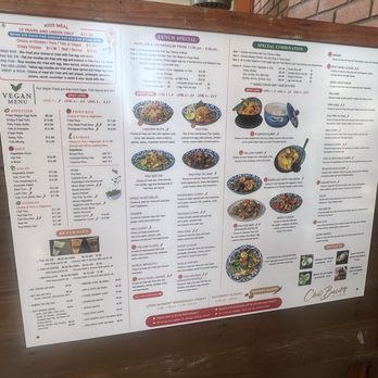 Chili Basil Thai Cuisine - Thai Near Me - Ventura, California