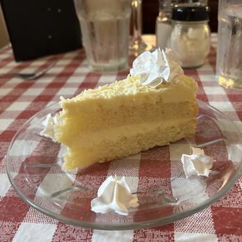 Freddie's Restaurant - Limoncello cake - Italian Near Me - Kure Beach, North Carolina