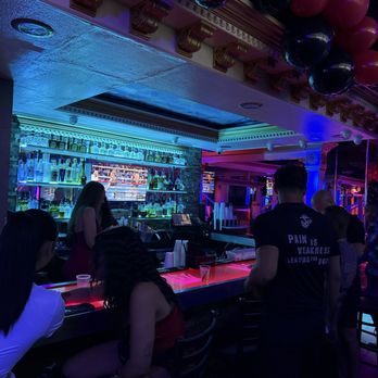 Le Palace - Night Club vibes - Adult Entertainment Near Me - Orlando, Florida Le Palace - Night Club vibes - Adult Entertainment Near Me - Orlando, Florida
