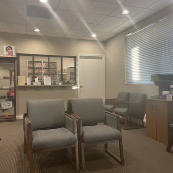 Russell Crain, MD - Inside waiting room - Ophthalmologists Near Me - Oklahoma City, Oklahoma Russell Crain, MD - Inside waiting room - Ophthalmologists Near Me - Oklahoma City, Oklahoma