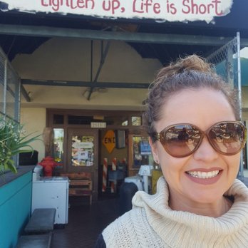 Junkyard Cafe - Like at first sight! - American Near Me - Simi Valley, California