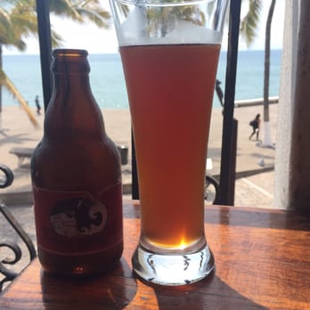 Murphy's Irish Pub - Cheers! - Irish Pub Near Me - Puerto Vallarta, JAL