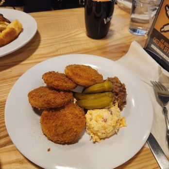 Vicious Biscuit - Fried green tomatos, pimento cheese and pickled okra - Breakfast & Brunch Near Me - Charlotte, North Carolina