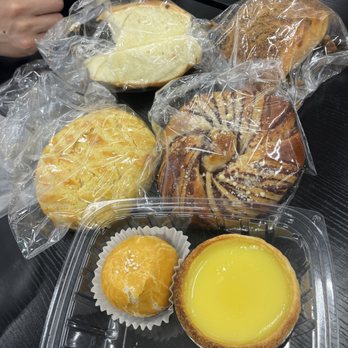 Mai Xiang Garden Bakery - Bakeries Near Me - Jacksonville, Florida Mai Xiang Garden Bakery - Bakeries Near Me - Jacksonville, Florida