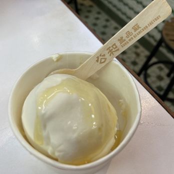 公和荳品廠 - Specialty Food Near Me - Hong Kong, HK