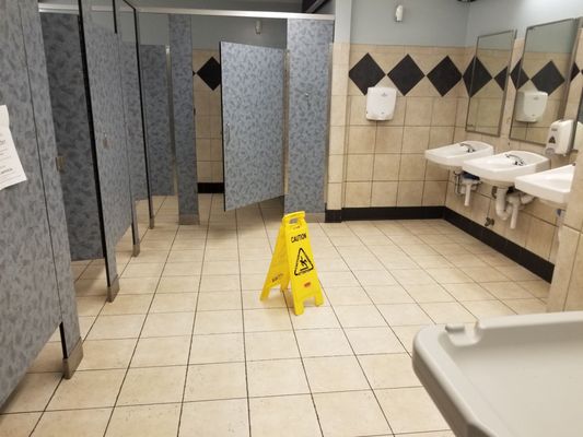 Emerald Square Mall by null