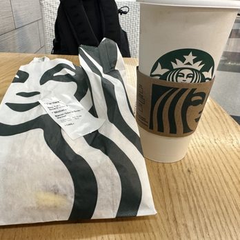 Starbucks - Sandwich and coffee - Coffee & Tea Near Me - Chicago, Illinois
