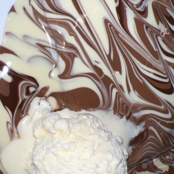Kahramana Restaurant - Chocolate crêpe - Middle Eastern Near Me - Upland, California