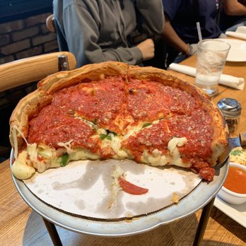 Giordano's - Deep Dish - Pizza Near Me - Chicago, Illinois Giordano's - Deep Dish - Pizza Near Me - Chicago, Illinois