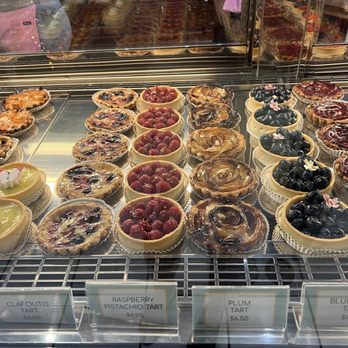 Tiny Pyramid - Cafes Near Me - Honolulu, Hawaii Tiny Pyramid - Cafes Near Me - Honolulu, Hawaii