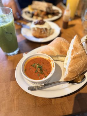 Commonwealth Cafe by null