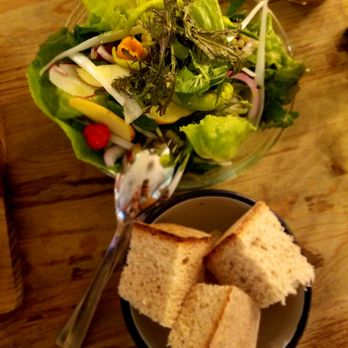 ConTenedor - Seasonal salad - Spanish Near Me - Seville, SE