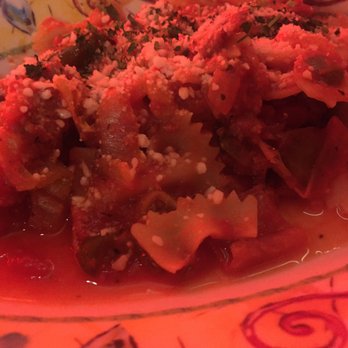 Maxi's - Farfalle Pasta - Italian Near Me - Cleveland, Ohio Maxi's - Farfalle Pasta - Italian Near Me - Cleveland, Ohio