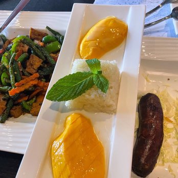 SL Kitchen - Mango sticky rice was sweet and chewy - Thai Near Me - San Leandro, California SL Kitchen - Mango sticky rice was sweet and chewy - Thai Near Me - San Leandro, California