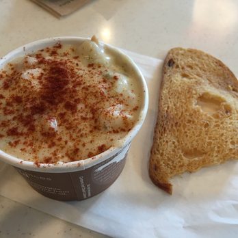 La Tour Cafe - Clam chowder. - Cafes Near Me - Honolulu, Hawaii La Tour Cafe - Clam chowder. - Cafes Near Me - Honolulu, Hawaii