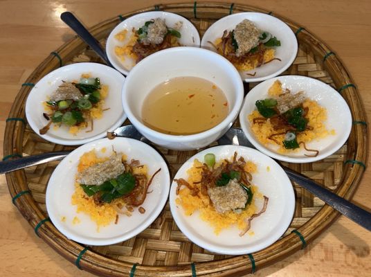 Bốn Mùa | Vietnamese Restaurant by null