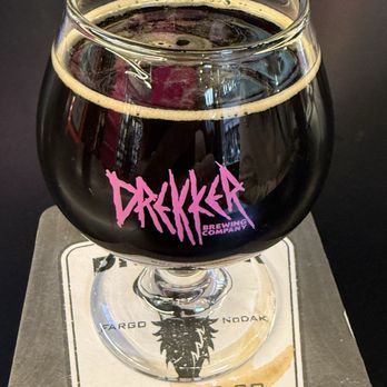 Drekker Brewing Company - Smooth or Die milk Stout - Breweries Near Me - Fargo, North Dakota Drekker Brewing Company - Smooth or Die milk Stout - Breweries Near Me - Fargo, North Dakota