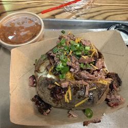 Smokey Mo's BBQ - Mo's Chopped Baker