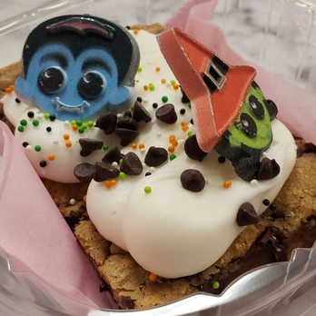Smallcakes Orlando - Desserts Near Me - Orlando, Florida Smallcakes Orlando - Desserts Near Me - Orlando, Florida