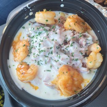 Texas Frontyard bbq - shrimp and turkey mac - Barbeque Near Me - San Antonio, Texas Texas Frontyard bbq - shrimp and turkey mac - Barbeque Near Me - San Antonio, Texas