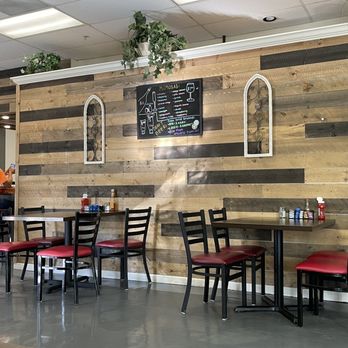 Annie’s Mimosas - the interior of a restaurant - Breakfast & Brunch Near Me - Placerville, California Annie’s Mimosas - the interior of a restaurant - Breakfast & Brunch Near Me - Placerville, California