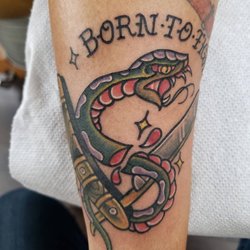Sailors and Dames Tattoo Parlour - Born to fight