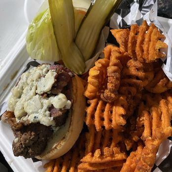 Kampfire Steakhouse - They didn't put a top bun on the burger - Seafood Near Me - Missoula, Montana Kampfire Steakhouse - They didn't put a top bun on the burger - Seafood Near Me - Missoula, Montana