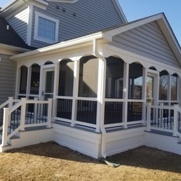 Spacious screened porch Spacious screened porch