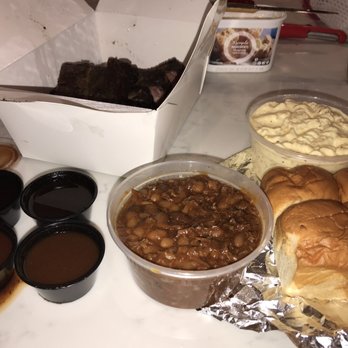 Slow Hand BBQ - Yummy BBQ meal with full rack (12 pieces) of bbq beef ribs, mac n cheese, baked beans, and four dinner rolls on the house. - Barbeque Near Me - Pleasant Hill, California Slow Hand BBQ - Yummy BBQ meal with full rack (12 pieces) of bbq beef ribs, mac n cheese, baked beans, and four dinner rolls on the house. - Barbeque Near Me - Pleasant Hill, California