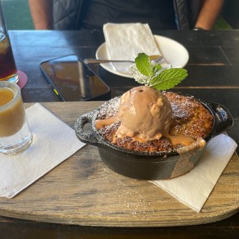 Morrison - Bread pudding - Gastropubs Near Me - Los Angeles, California Morrison - Bread pudding - Gastropubs Near Me - Los Angeles, California