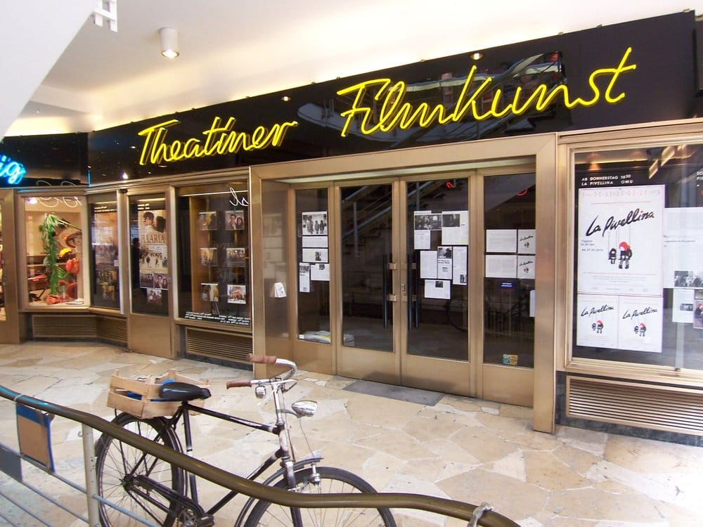 Theatiner Film